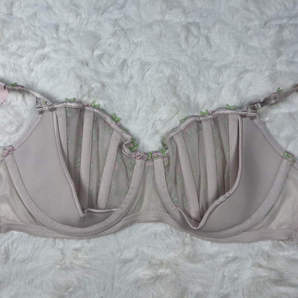 Victoria’s Secret Dream Angels Balconette Bra 36B Pink Rosebud Floral Embroidere - Picture 6 of 6